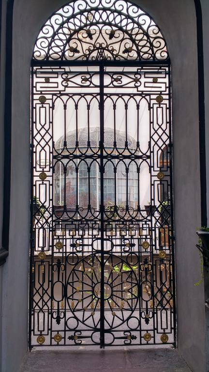 Leonora Hostal Puebla Exteriör bild